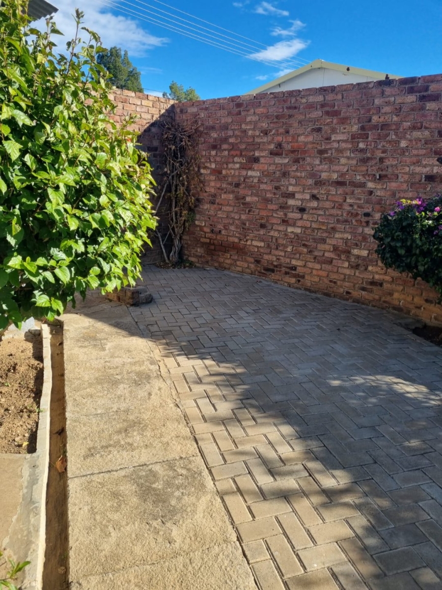 4 Bedroom Property for Sale in Gariepdam Free State